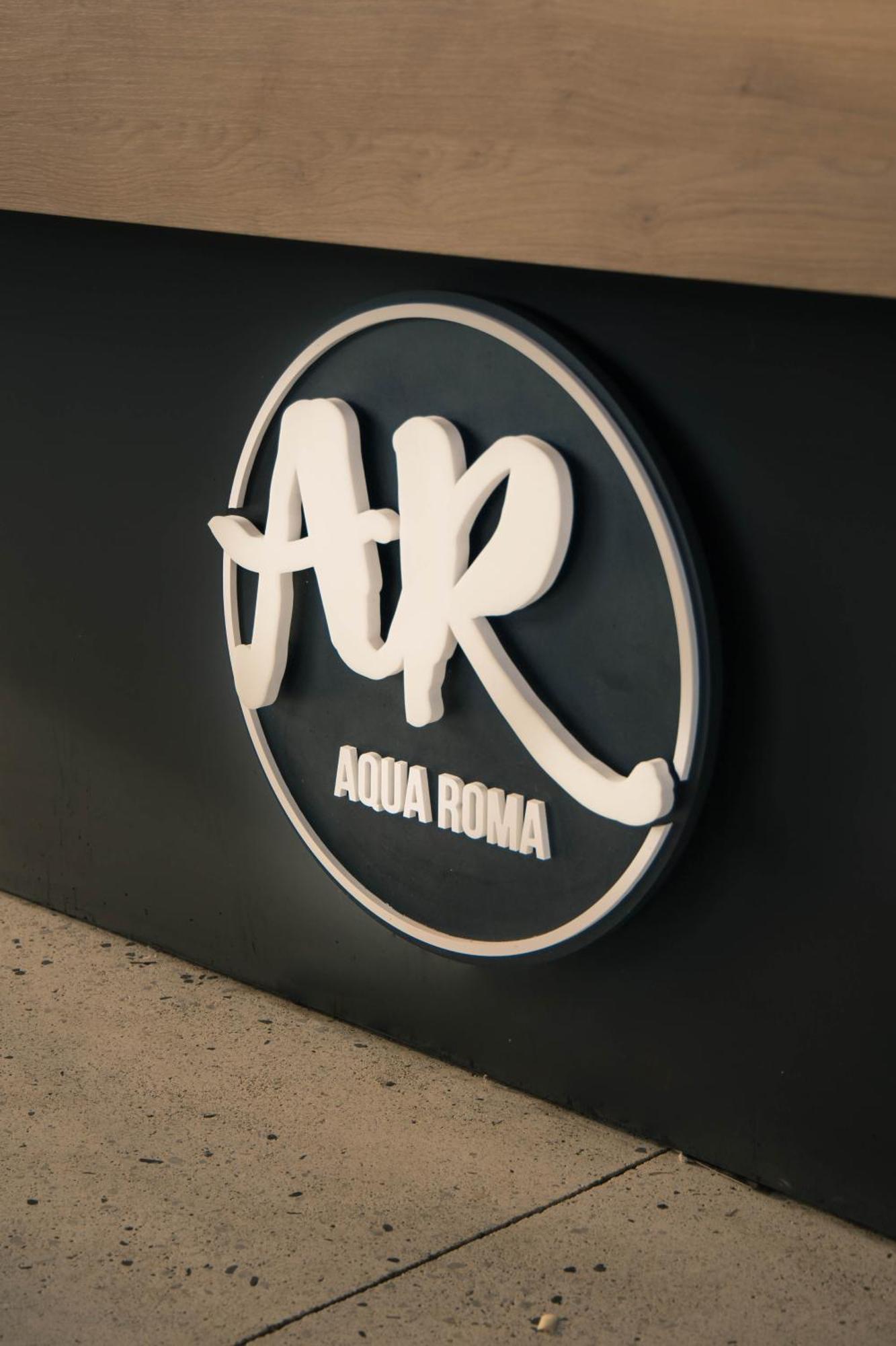 Hotel Aqua Roma 림스키타플레스 외부 사진